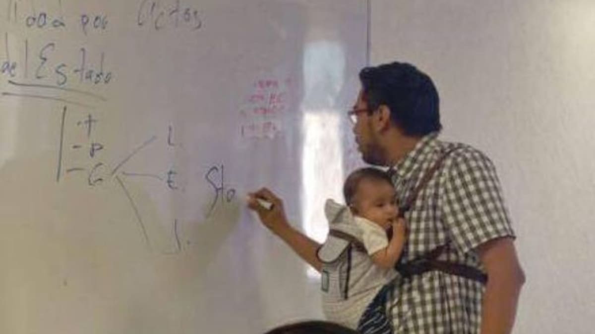 Este profesor se merece un aplauso