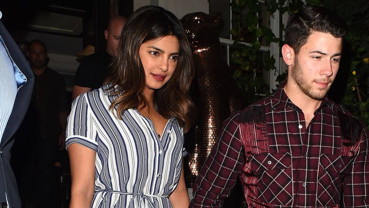 Priyanka Chopra mostró el anillo de compromiso que le dio Nick Jonas