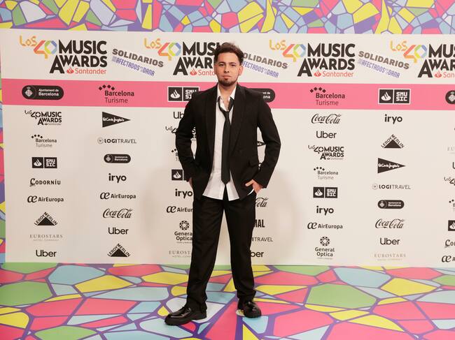 Hilario ha optado por un look desenfadado. "Arreglado, pero informal", diría La Martirio.