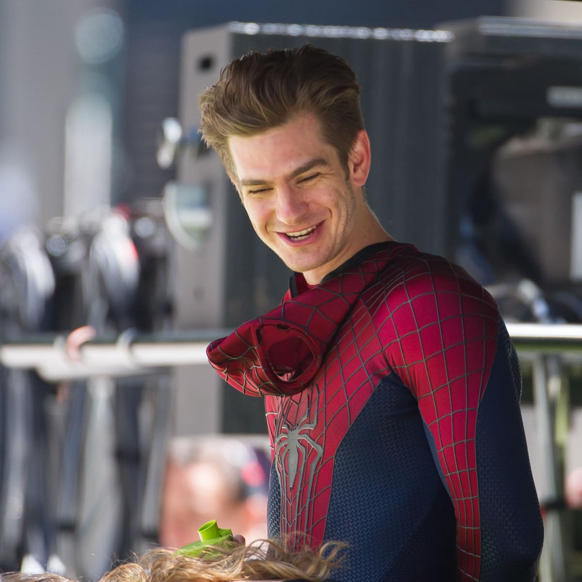 Andrew Garfield propone que se haga una versión de “Spider-Man gay” y estos son sus argumentos