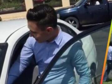 Le regalan auto por su graduación y lo choca a los dos kilómetros