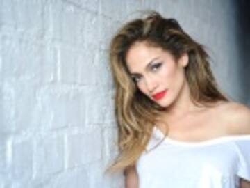 JLo más reveladora que nunca en nuevo videoclip