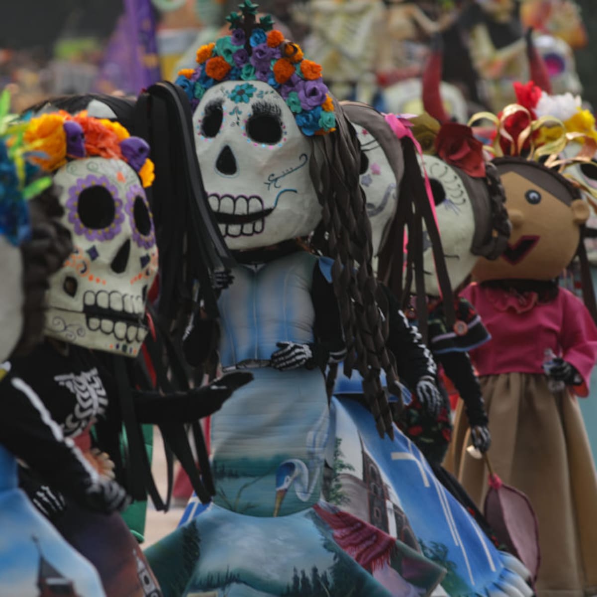 Harán desfile de Día de Muertos por el Mundial para sorprender a extranjeros