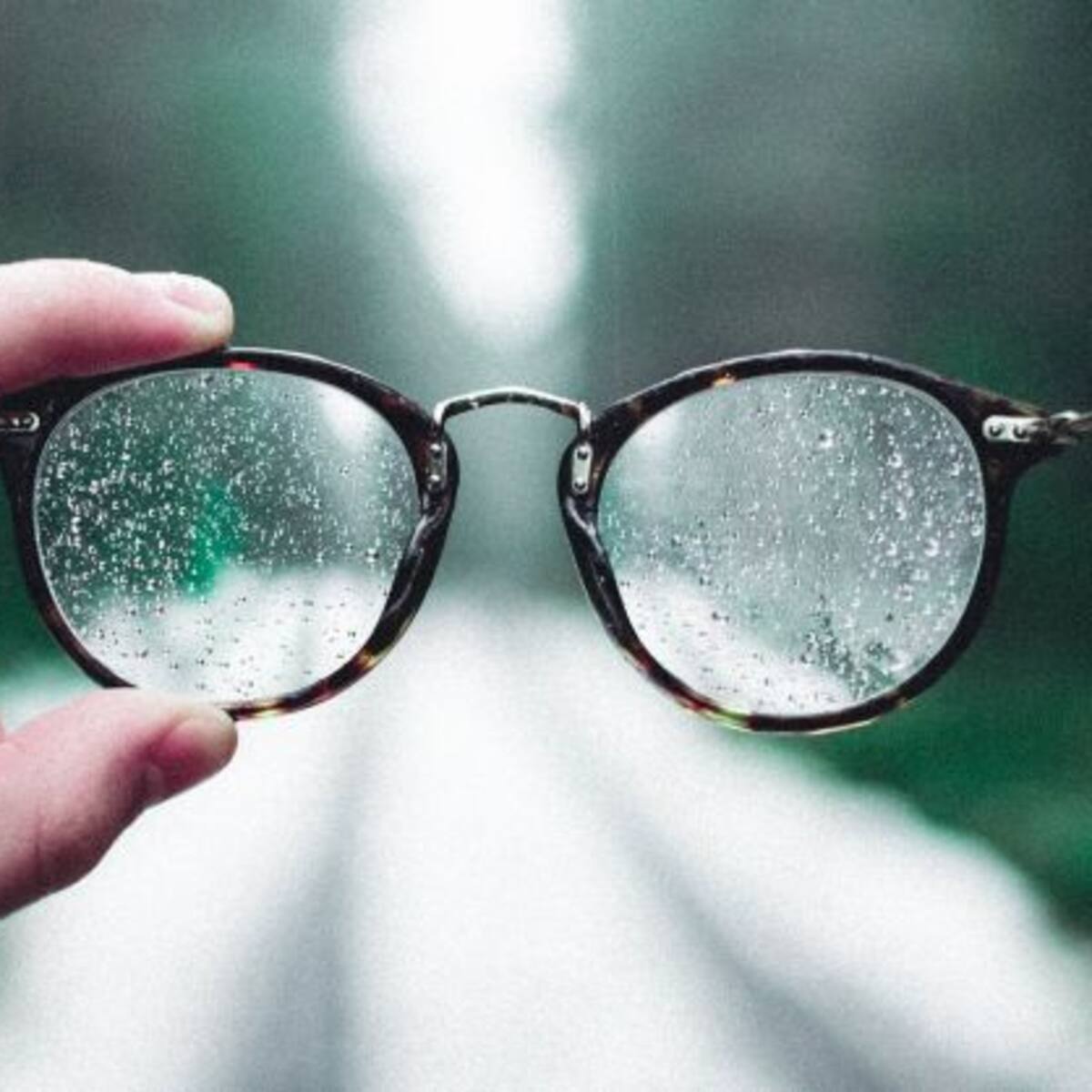 Celulares causarán miopía al 70% de la población juvenil