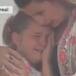La atacaron por tener dos papás ¡pero esta niña se volvió su heroína!