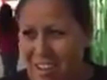 Fan de Juan Gabriel dice que ella lo hubiera enterrado vivo