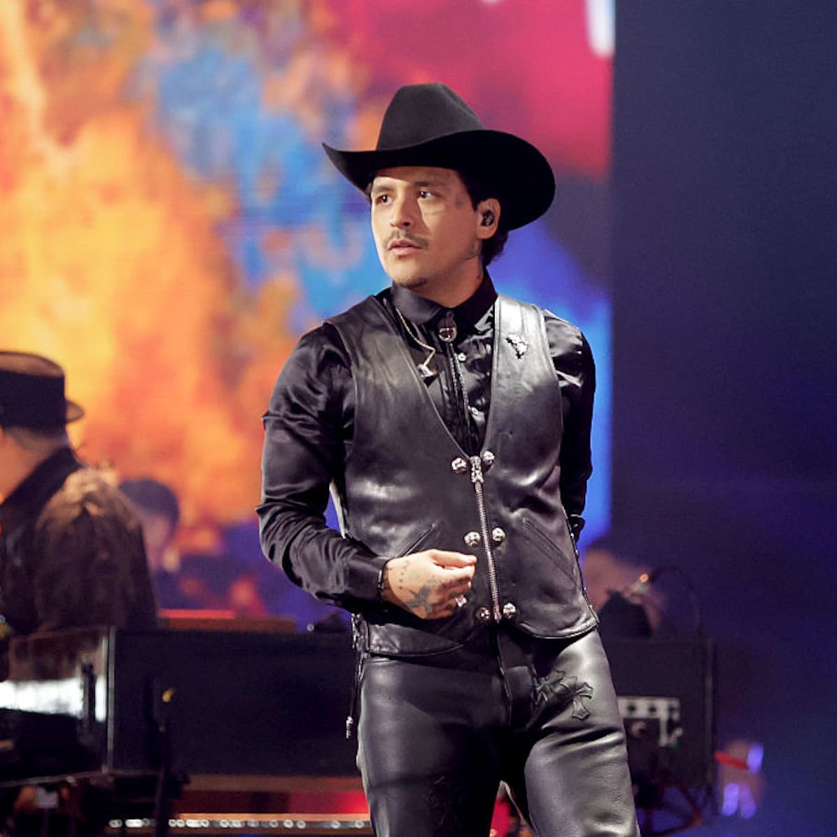 Christian Nodal reacciona a la violencia en Jalisco tras operativo y esto le pide a sus seguidores