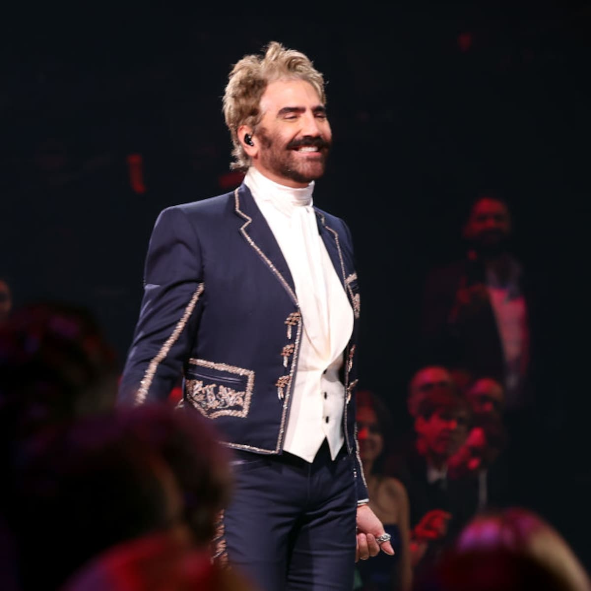 Alejandro Fernández busca romper récord mundial con la serenata más grande de la historia, será gratis y esto es lo que debes de saber si quieres asistir