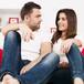 ¿Sabías que oler los gases de tu pareja beneficia tu salud?