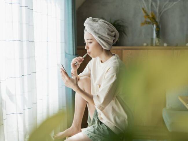 Con un solo vaso de agua te podrás lavar perfectamente los dientes