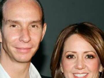 Andrea Legarreta reacciona furiosa ante rumores de divorcio