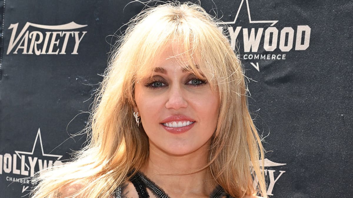 ¿Por qué Miley Cyrus se quitó el apellido para darle paso a su nueva era musical?