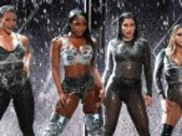 Fifth Harmony tira del escenario a Camila Cabello