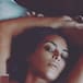 Kim Kardashian sorprende con provocativa foto en la cama