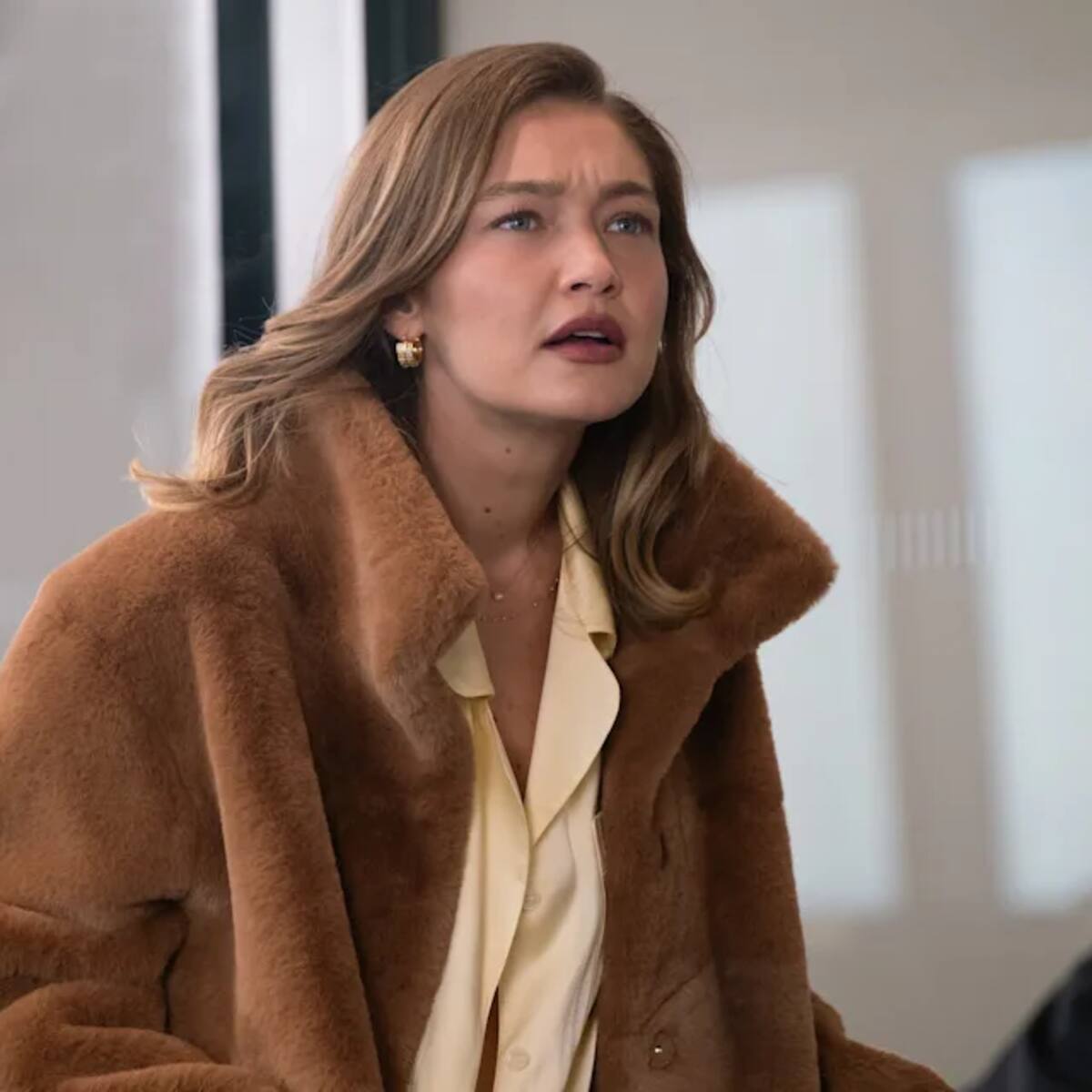 Gigi Hadid debuta como actriz en la nueva serie de Mindy Kaling: dónde puedes verla