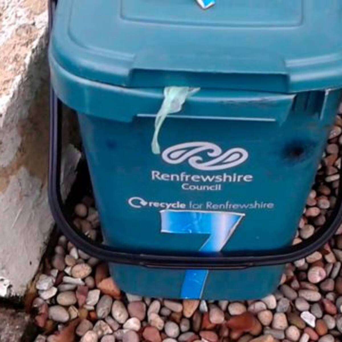 Se rehúsan a recoger la basura por el frío