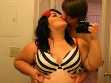 LAS PAREJAS MÁS FELICES SON LAS MÁS GORDAS