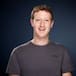 Zuckerberg regresa a Harvard para cumplir promesa a su madre