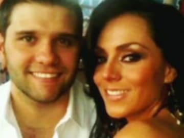 Así se despidieron Ivonne Montero y su hija de fabio de Uff