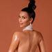 Brasileña imita polémica foto de Kim Kardashian