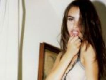 Fotógrafo publica fotos íntimas de Emily Ratajkowski