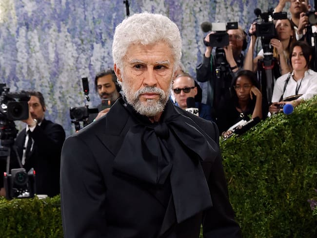 Bad Bunny envejecido en la MET GALA