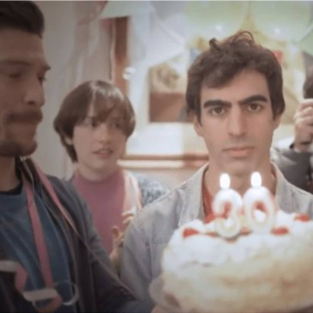 Así viviría un hombre si estuviera en los zapatos de una mujer