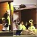 Niña se vuelve protagonista de pastorela por robarse al niño Dios