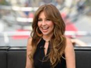 Thalía presume cintura de infarto a sus 46 años