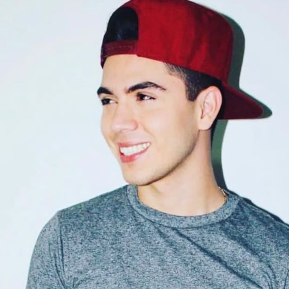 Con pruebas, este influencer asegura que sostuvo un romance con Juan de Dios Pantoja