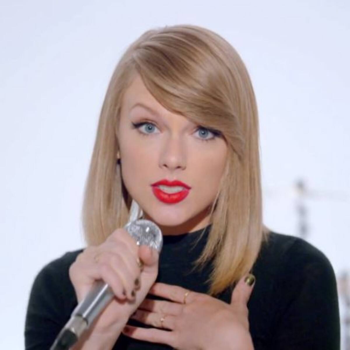 Taylor Swift admite tener gemela