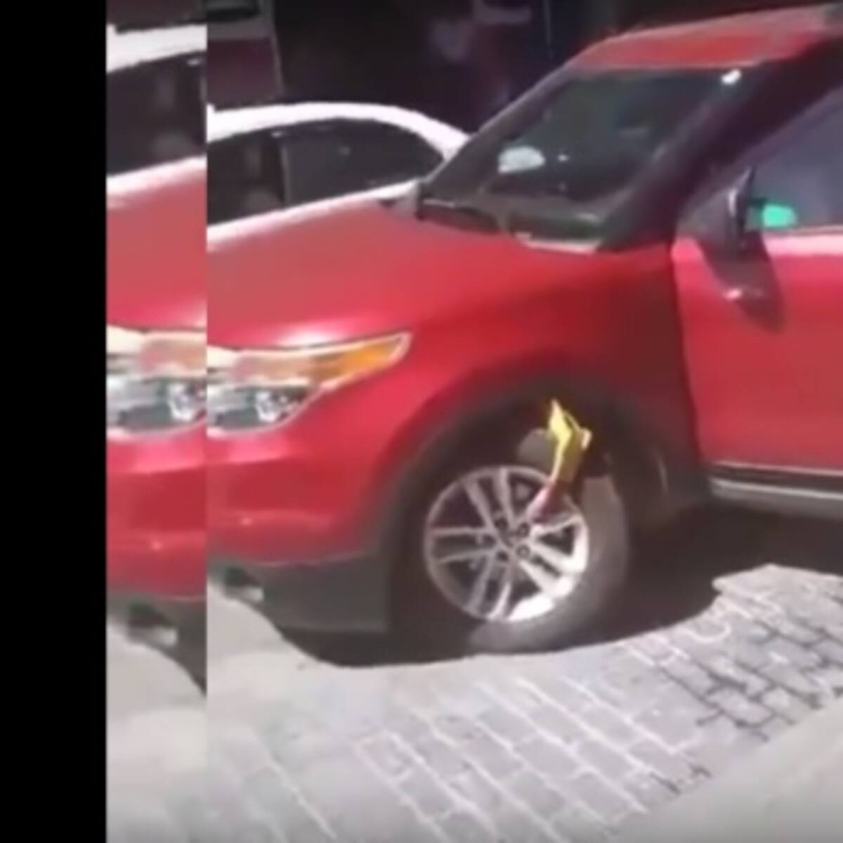 Por no querer pagar el parquímetro daña su camioneta