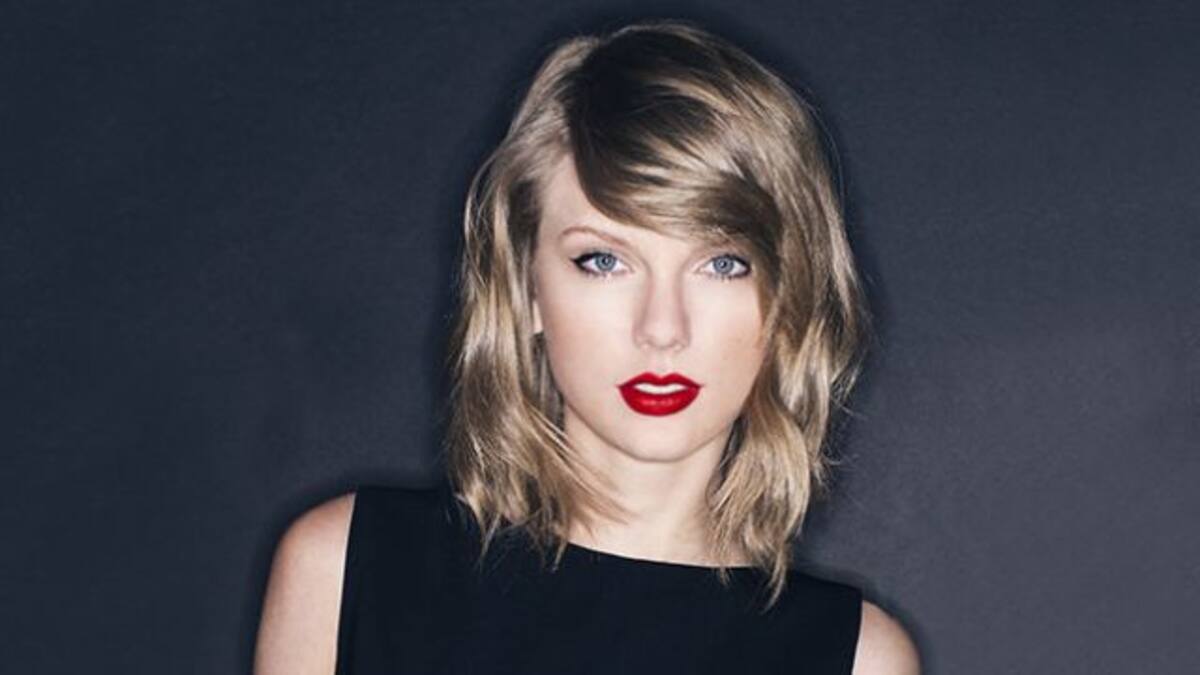 Taylor Swift dona 15.000 dólares a una familia