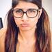 Mia Khalifa lista para celebrar año nuevo en la bañera