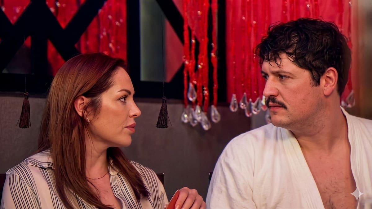 "La Oficina" y lo que dice la LFT: Repasando el amorío entre Jero y Juana ¿qué dice la ley sobre romances entre compañeros de trabajo?