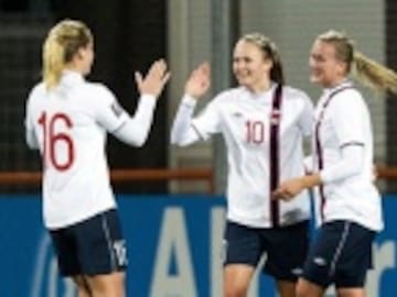 Hombres y Mujeres futbolistas ganarán lo mismo
