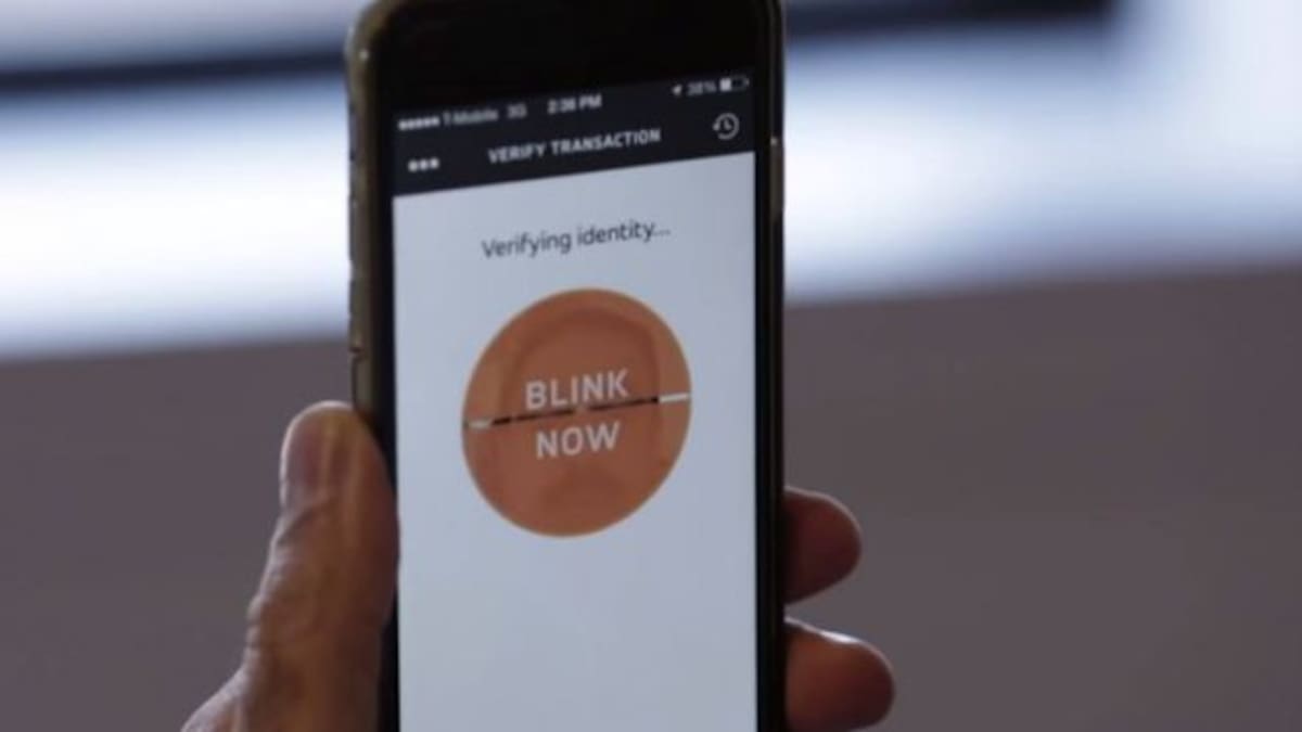 Las selfies reemplazarán a las firmas y huellas digitales