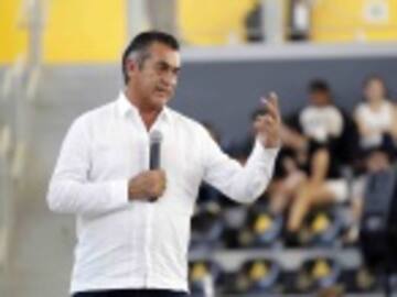 Sorprende respuesta de alumnos a “El Bronco”