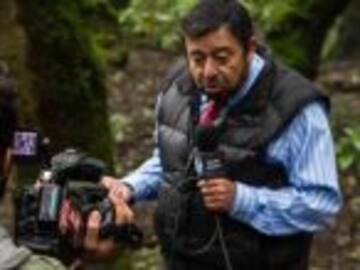 El "Chupacabras" llega a Stranger Things y Jaime Maussan fue en su búsqueda