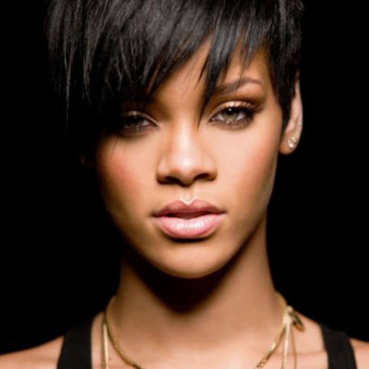 Rihanna prepara nuevo material