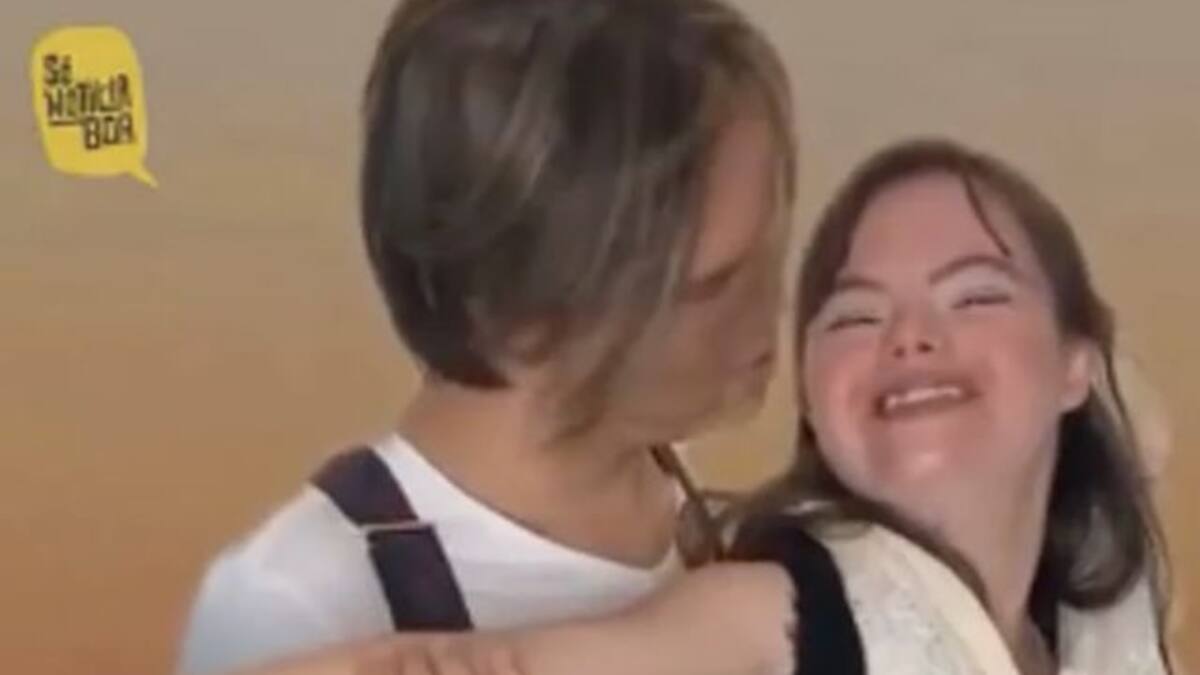 Pareja con síndrome de Down se vuelve virales al recrear escenas de películas