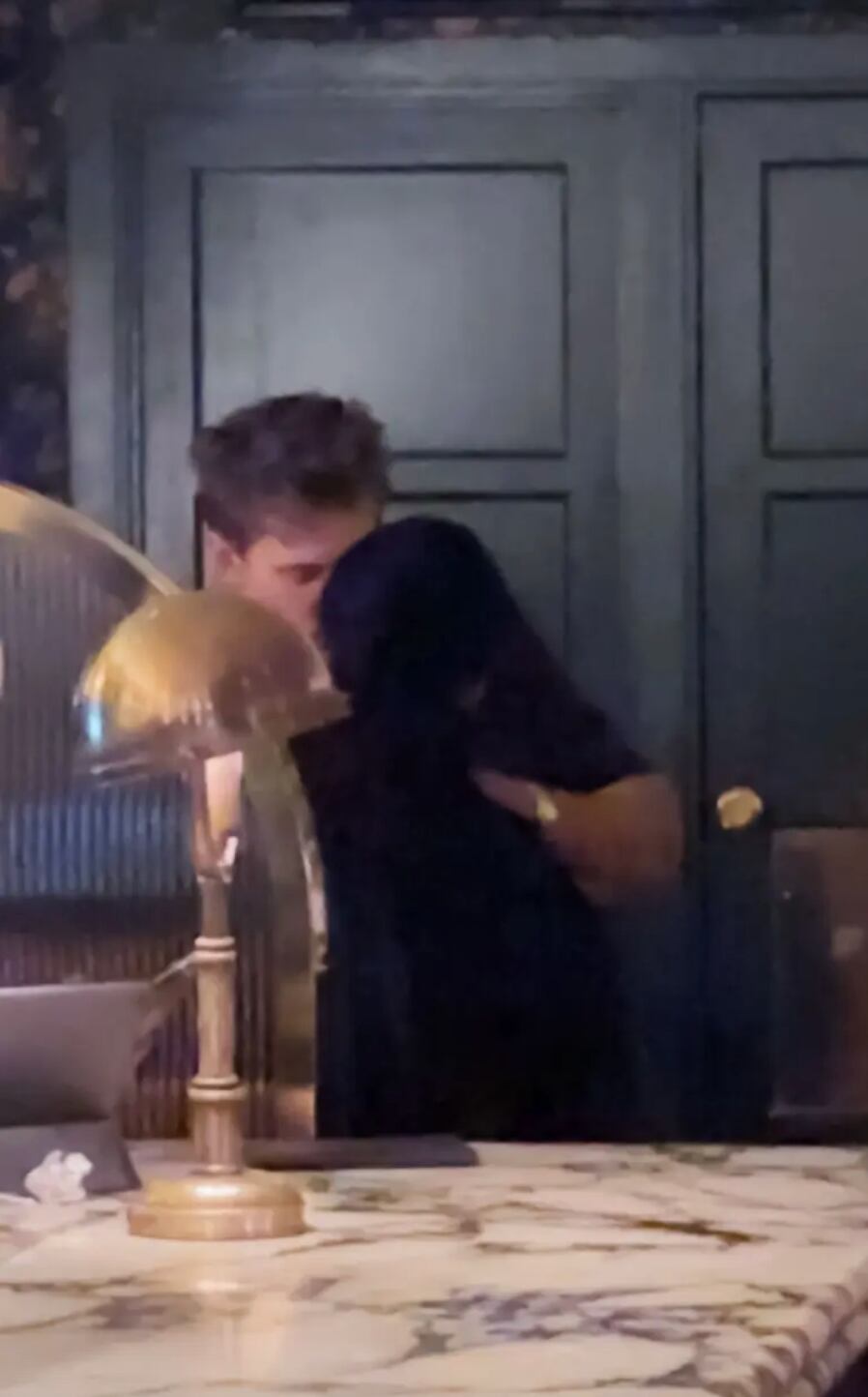 Austin Butler y Zoë Kravitz