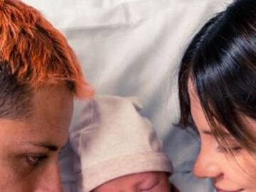 Con estas fotos el bebé de "Chicharito" enamora las redes sociales