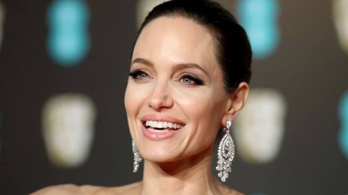 Angelina Jolie enamorada de este famoso casado