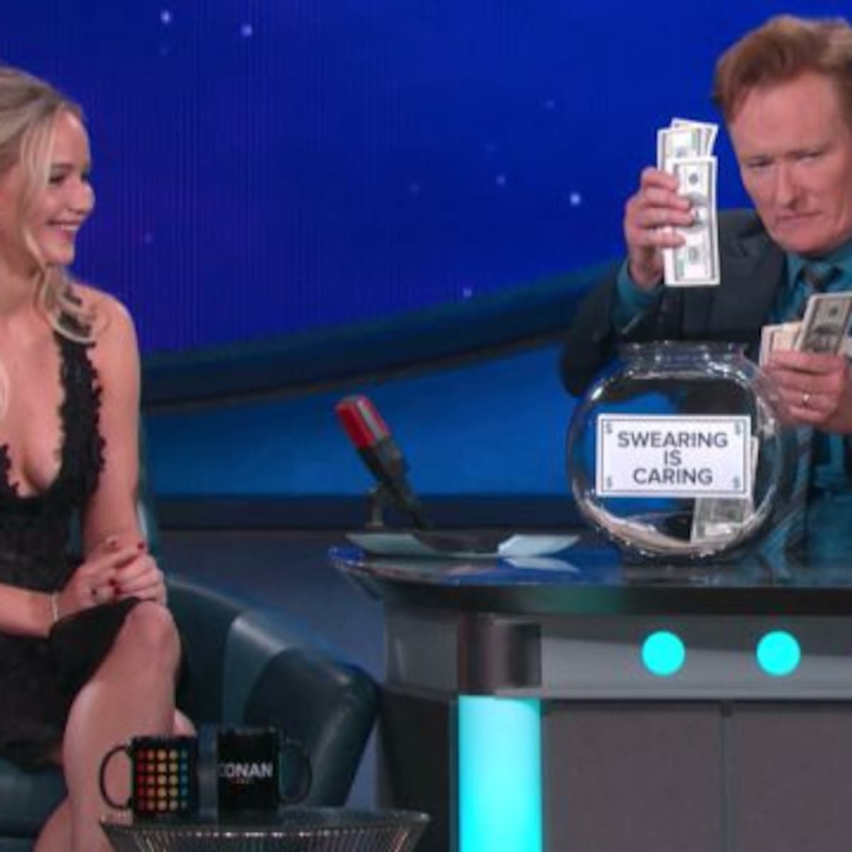 ¡Jennifer Lawrence dice groserías y le dan dinero!