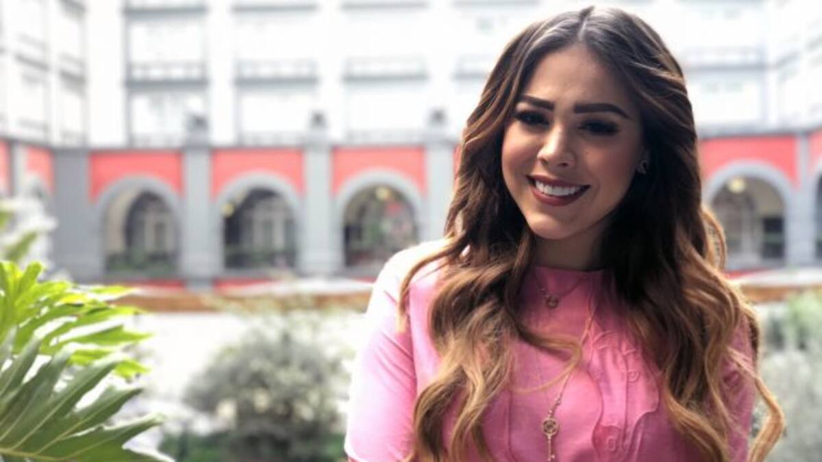 ¿Qué ofrece Danna Paola a quién devuelva su celular?