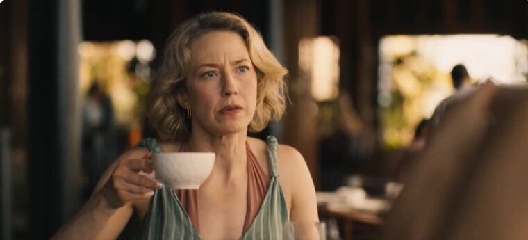 La actriz Carrie Coon en &#039;The White Lotus&#039; (MAX España)