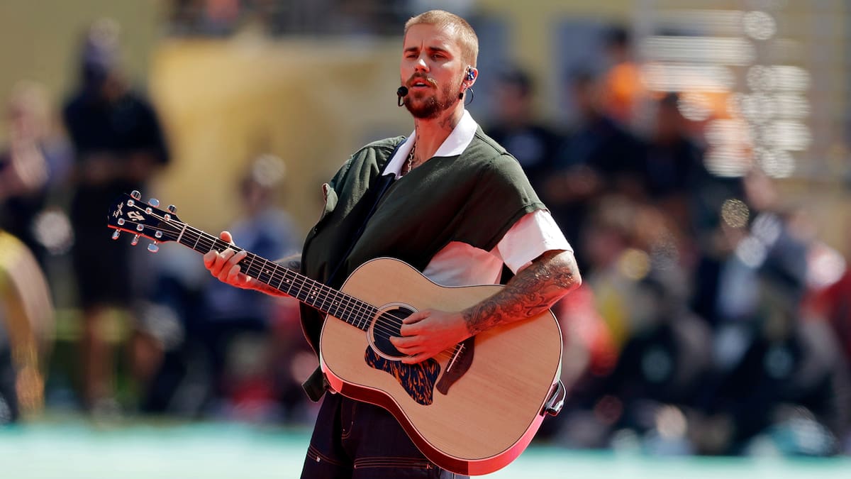 ¿Justin Bieber decepciona en el show del medio tiempo del mundial?