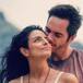 Aislinn Derbez presume su embarazo en bikini