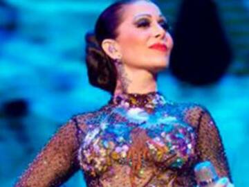 Alejandra Guzmán no oculta sus cicatrices